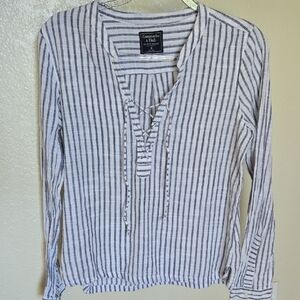 Abercrombie & Fitch Navy and White Striped Top
